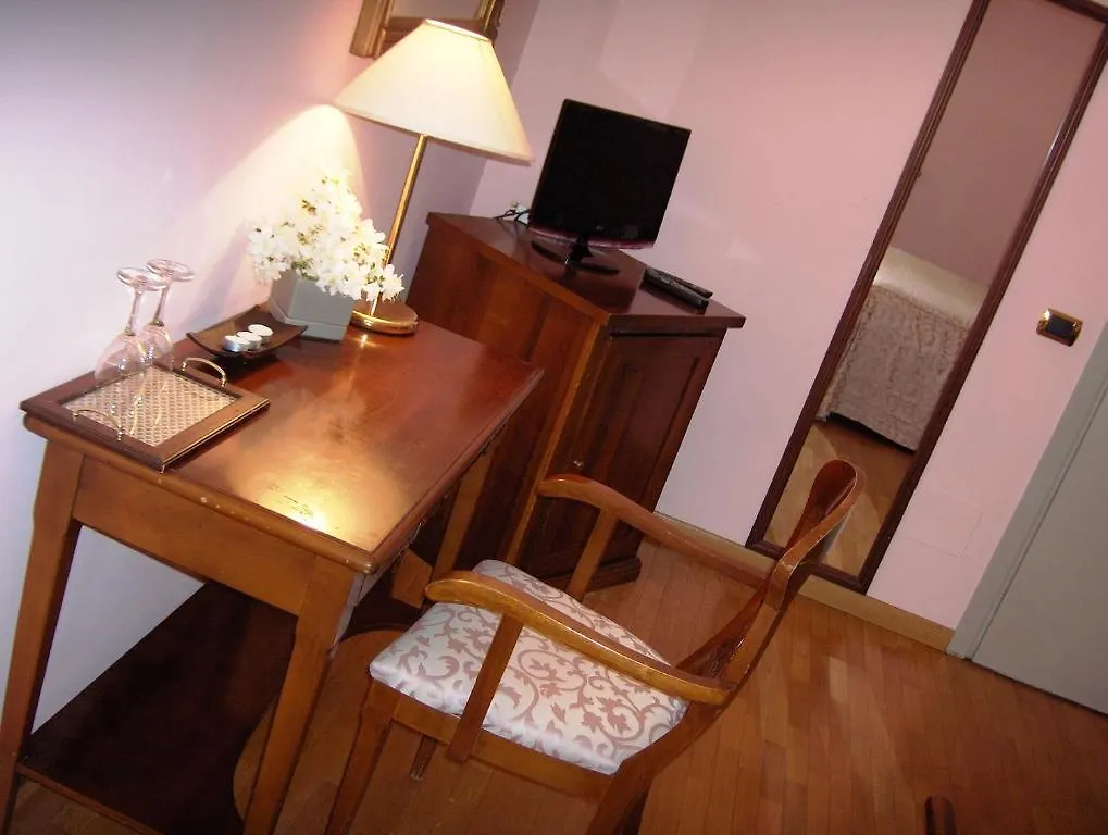****  Hotel Terrazza Belvedere Vaprio d'Adda Italy